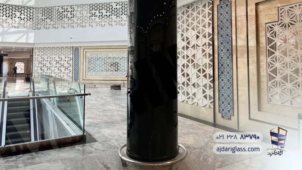 فراز لاله زار تهران